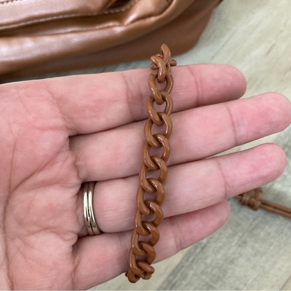 Steve Madden Trixy Pillow Crossbody Bag Purse - Picture 7 of 15